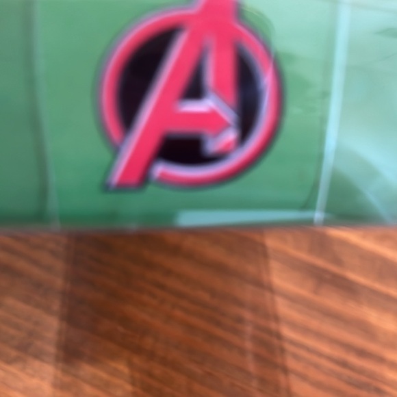 Marvel Comics Incredible Hulk Wall Decal - Picture 6 of 6